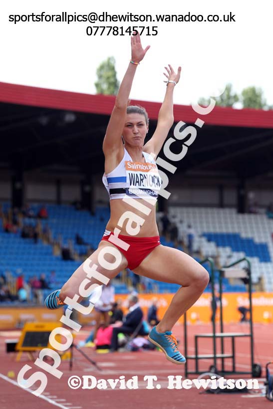 Sarah Warnock (Edinburgh) long jump, 2014 Sainsbury's British Championships. Photo: David T. Hewitson/Sports for All Pics